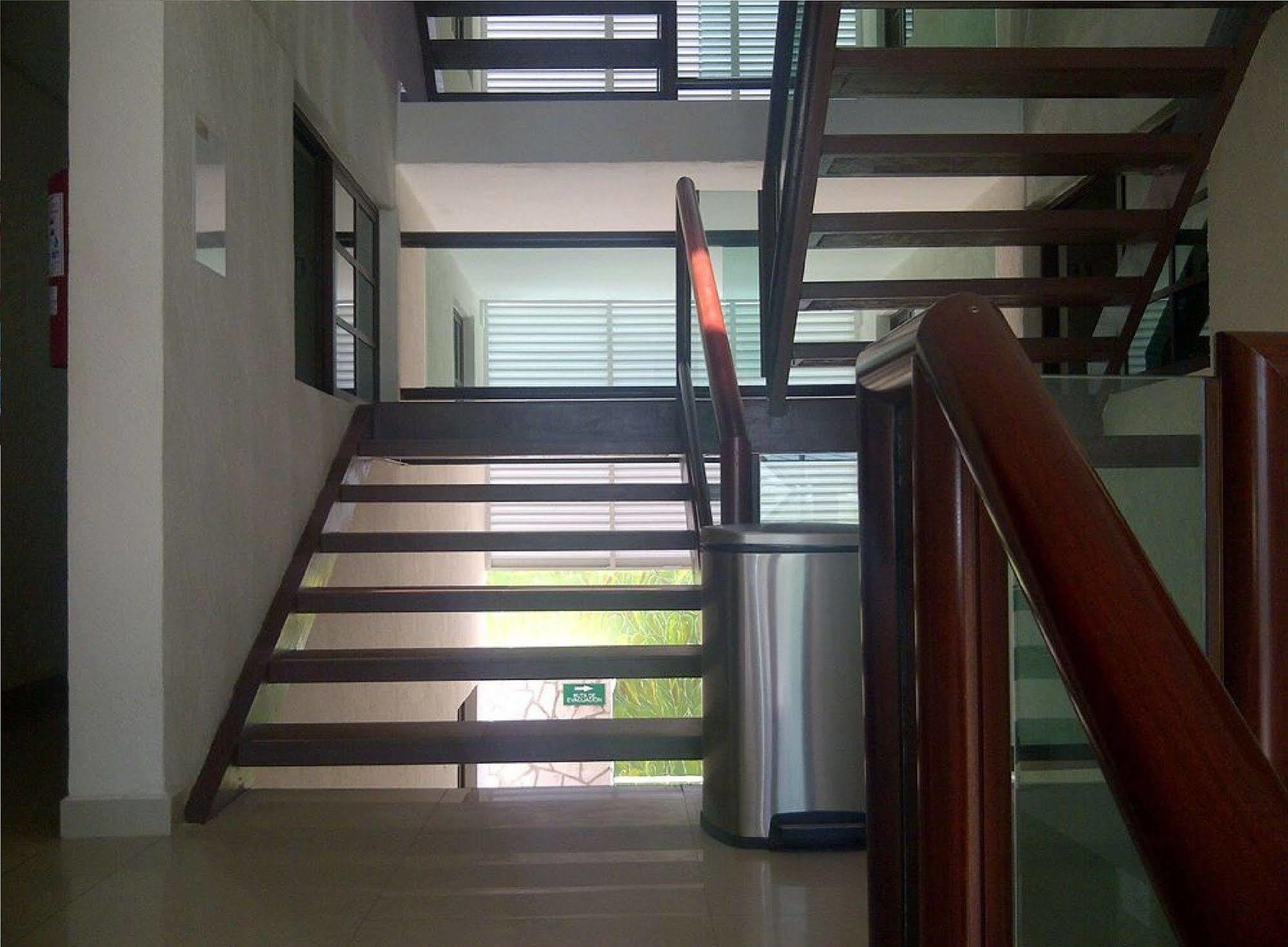 Hotel Isleno Isla Mujeres Esterno foto
